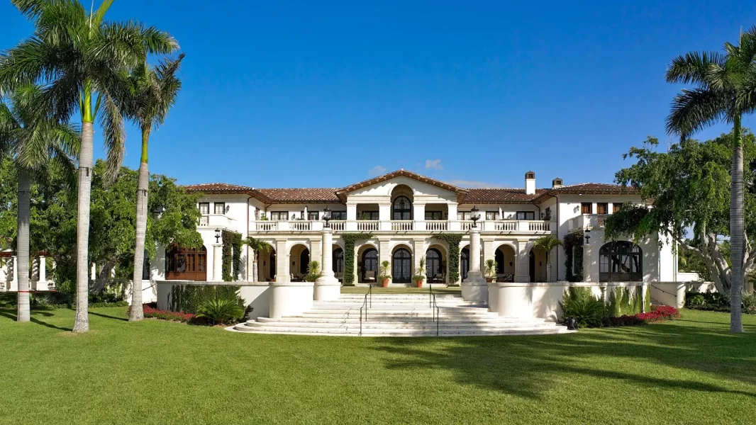 Waterfront Entry Steps to elevated exterior court